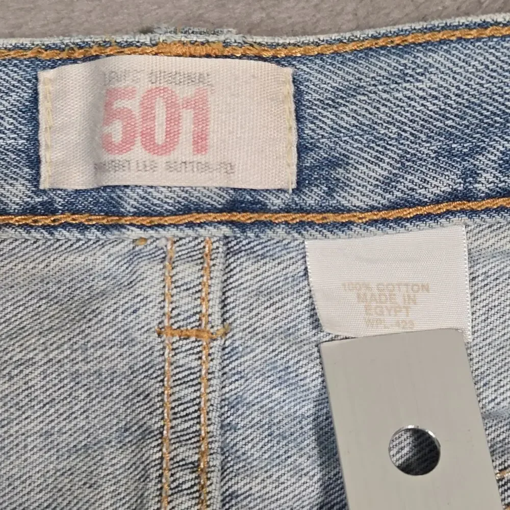 Levi’s 501 Jeans Mens 34x29 Light Wash Distressed Button Fly Straight Leg